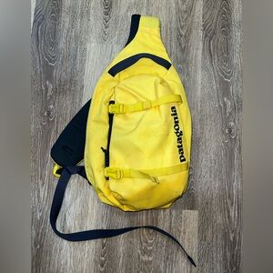 Patagonia Atom Sling 8L Yellow.